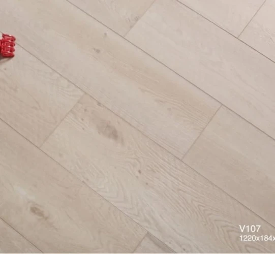 Кварцевый ламинат Betta Villa V107 Дуб Малье на otdelka1.ru