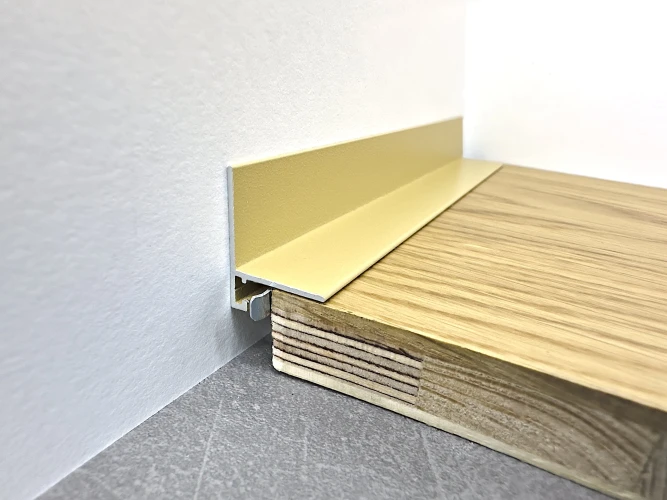 Микроплинтус Teckwood L-20 RAL1001 Бежевый Муар на Otdelka1.ru