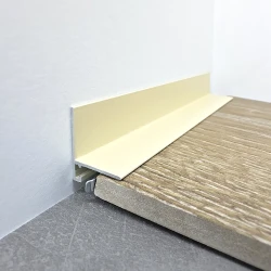 Микроплинтус Teckwood L-20 RAL1015 Слоновая кость Муар