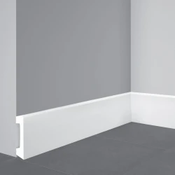 Плинтус напольный Decomaster D234