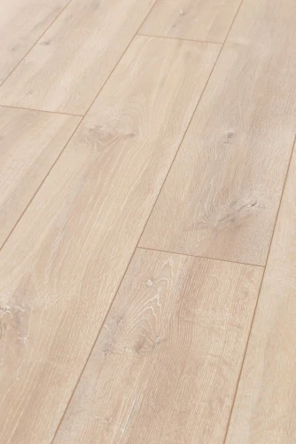 Ламинат Egger Pro Classic 8/33 Aqua+ EPL213 Дуб Валенди песочный на otdelka1.ru