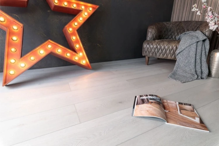 Виниловый Ламинат Аквафлор / Aquafloor Realwood XXL AF8021XXL на Otdelka1.ru