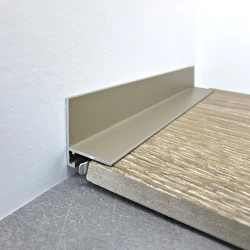 Микроплинтус Teckwood L-20 RAL7048 Титан Муар