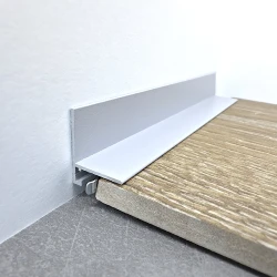 Микроплинтус Teckwood L-20 RAL7047 Серый Муар