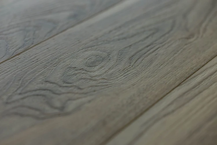 Плитка кварц-виниловая Art East Tile Premium ATP 150-2 Орех Пьяно на Otdelka1.ru