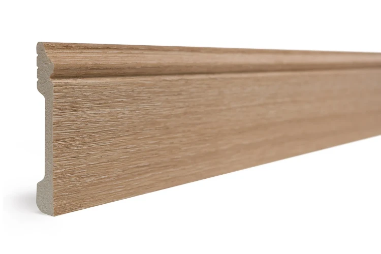 Плинтус полимерный Decor Dizayn 005-90SH на otdelka1.ru