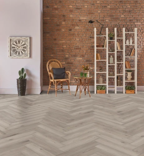 Ламинат Кронотекс / Kronotex Herringbone D3773 Серебряный дуб на Otdelka1.ru