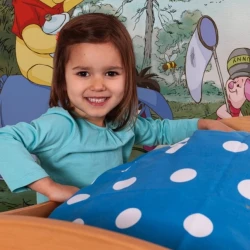 4-413 Фотообои KOMAR "Дом Винни-Пуха" 368х127 см бумажные