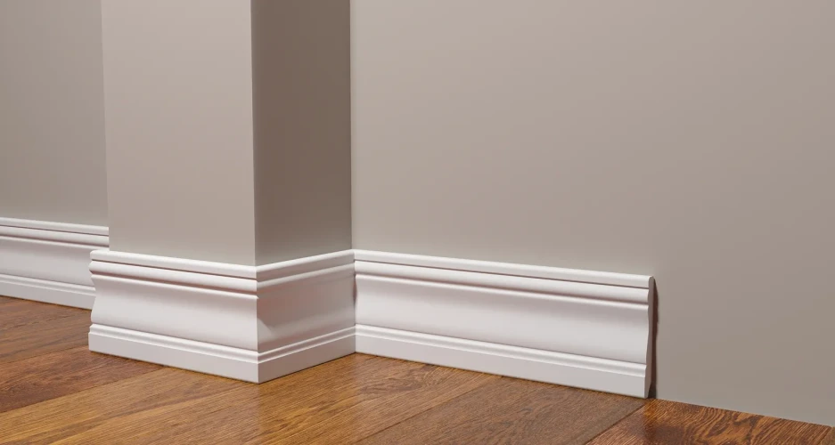 Плинтус полимерный Decor Dizayn 153 A на Otdelka1.ru