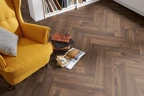 Ламинат Кронотекс / Kronotex Herringbone D4766 Calais Oak на Otdelka1.ru