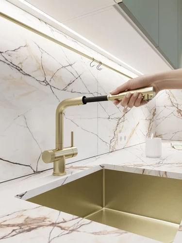 Смеситель EMAR EC-7026 ЕС - 7026 Matt Gold на Otdelka1.ru