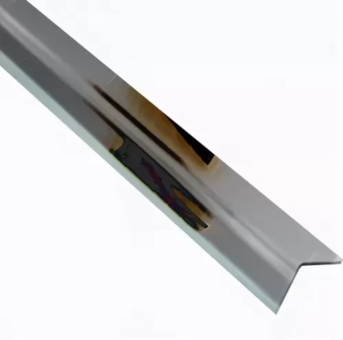 Уголок потолочный 19x24 Суперхром на Otdelka1.ru
