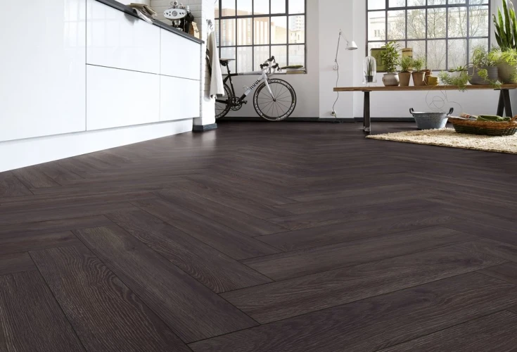 Ламинат Кронотекс / Kronotex Herringbone D6010 Дуб Эльба черный на Otdelka1.ru