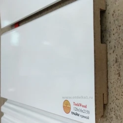 Плинтус МДФ Теквуд / Teckwood Прайм Белый глянцевый 120х16 Прямой