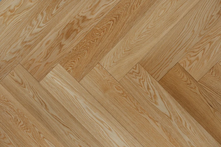 Паркетная доска Амбер вуд / Amber wood Венгерская елка Дуб Селект на otdelka1.ru