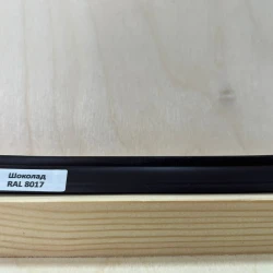 Уплотнитель для плинтуса МДФ Teckwood RAL 8017 Шоколад