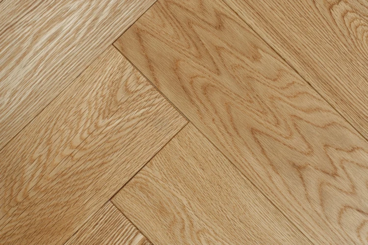 Паркетная доска Амбер вуд / Amber wood Венгерская елка Дуб Натур Лак на otdelka1.ru