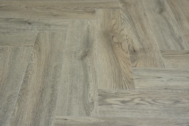 Ламинат Кронотекс / Kronotex Herringbone 10mm D4627 Дуб Брэдфорд на Otdelka1.ru