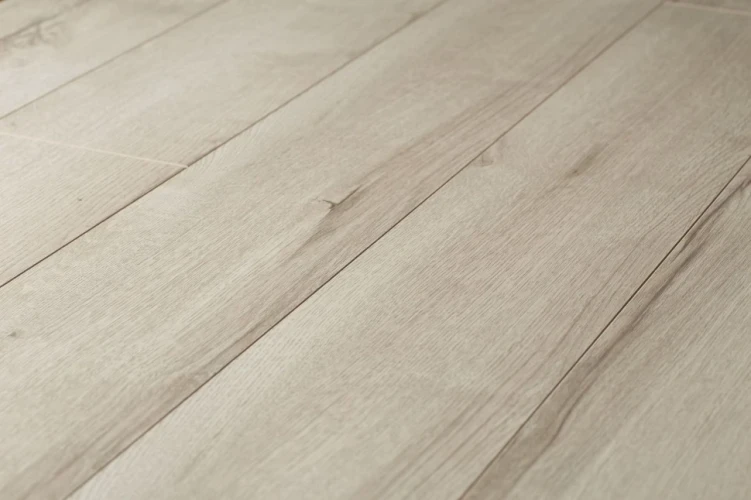 Ламинат Кронопол / Kronopol Marine Platinium D3788 Atlantic Oak на Otdelka1.ru