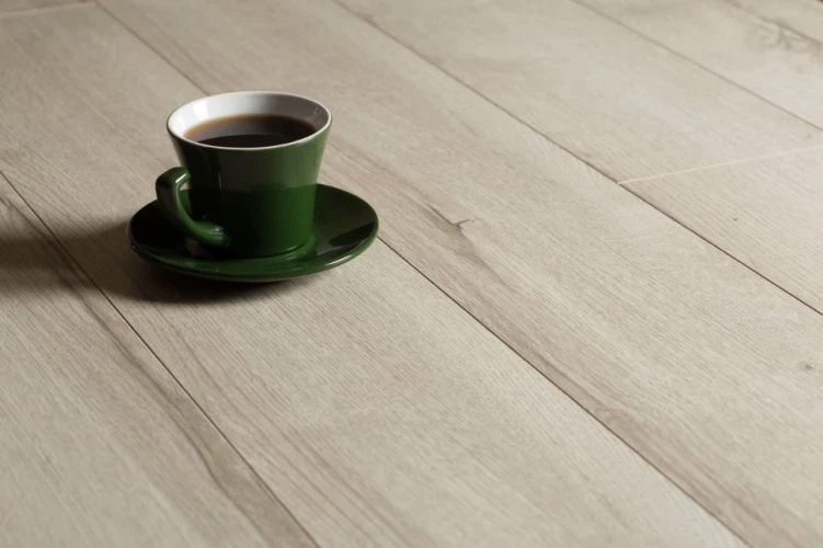 Ламинат Кронопол / Kronopol Marine Platinium D3788 Atlantic Oak на Otdelka1.ru