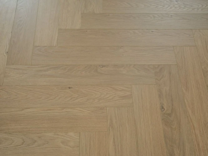 Ламинат lamiwood Chester 514 Дуб Лестер на otdelka1.ru