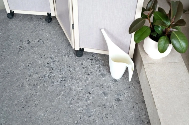 Виниловая плитка Винилам / Vinilam Ceramo XXL Stone 71613 Терраццо на Otdelka1.ru