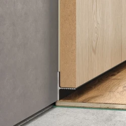 Теневой плинтус Laconistiq Reverse Черный анодированный