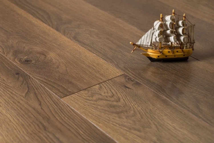 Ламинат Кронопол / Kronopol Marine Platinium D3793 Adriatic Oak на Otdelka1.ru