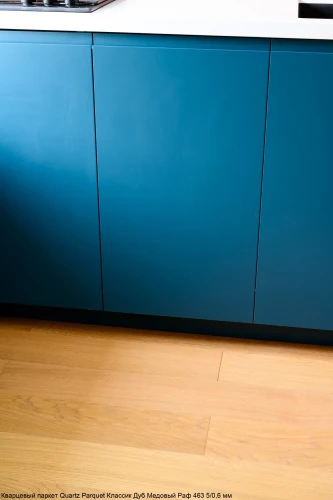 Кварцевый паркет Quartz Parquet Классик 5/06 мм 463 Дуб Медовый Раф на otdelka1.ru