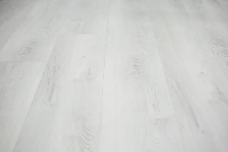 Кварц-виниловый ламинат Alpendorf Шале 68125-1 Витель на otdelka1.ru