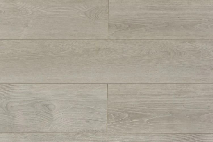 Ламинат Кронопол / Kronopol Milo Platinium D3034 Ferrara Oak на Otdelka1.ru
