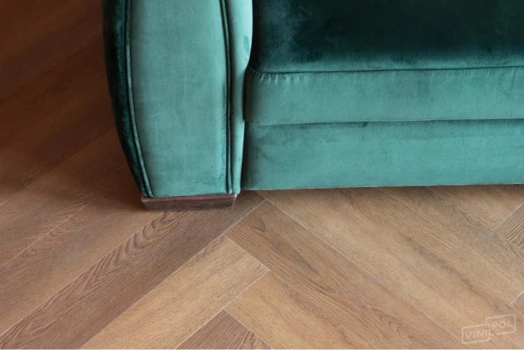 Кварц-виниловая плитка Vinilpol Herringbone Glue 9911 Паркет Пикассо на Otdelka1.ru