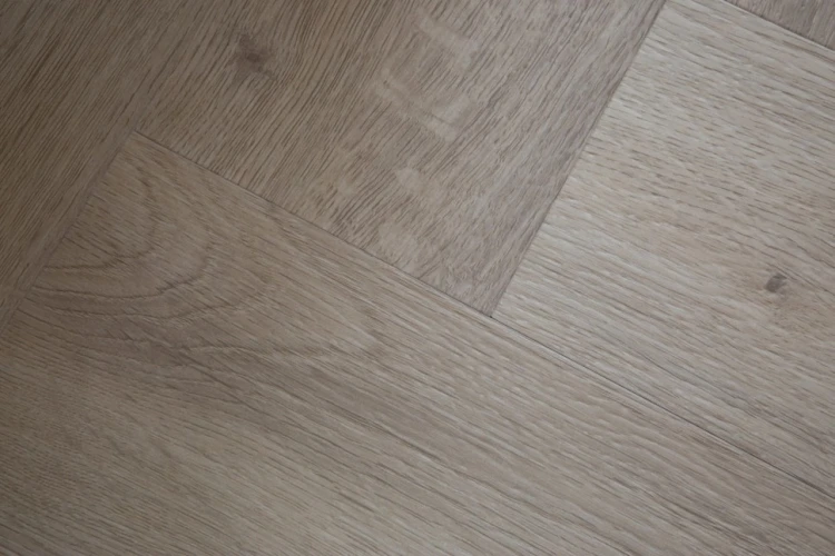 SPC ламинат Vinilpol Herringbone 9944 паркет Палладио на Otdelka1.ru