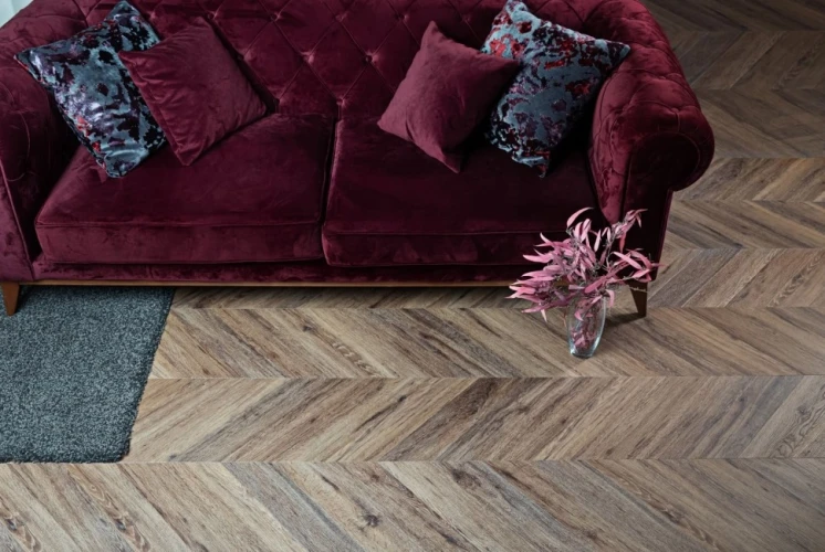 Виниловый Ламинат Винилам / Vinilam Parquet Chevron I107516 Шеврон Лувр на Otdelka1.ru