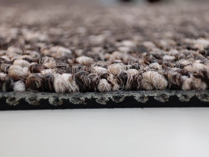 Ковровая плитка Bonkeel Stone Beige на otdelka1.ru