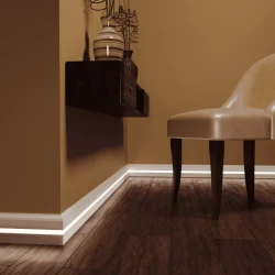 Плинтус Evrowood PN 060 LED