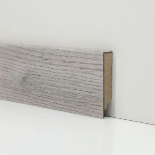 Плинтус Moduleo Roots 86936 Galtymore Oak на otdelka1.ru