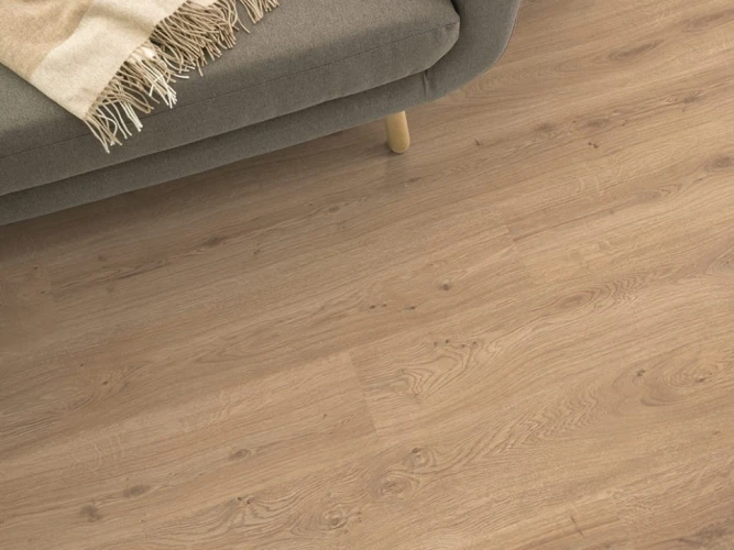 Ламинат Egger Classic 8/32 EPL198 Дуб Предайя натуральный