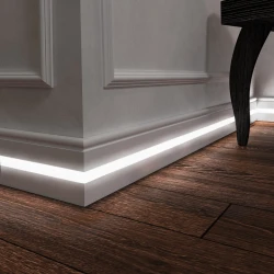Плинтус Evrowood PN030 LED