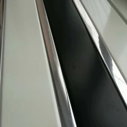 Вставка для реечного потолка S-дизайн Супер хром 3м