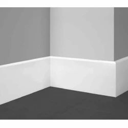 Плинтус напольный Decomaster D235