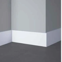 Плинтус напольный Decomaster D157