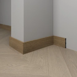 Плинтус Decor Dizayn 708-64SH