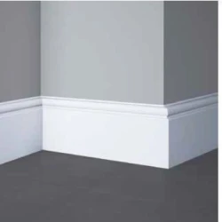 Плинтус напольный Decomaster A023