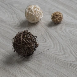 Глянцевый Ламинат Ламивуд / Lamiwood Glanz 303 Дуб Батист