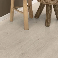 Ламинат Egger Classic 8/33 EPL045 Дуб Ньюбери белый