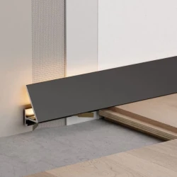 Микро плинтус угловой Лайн Ликорн С-05.25.3 Y черный