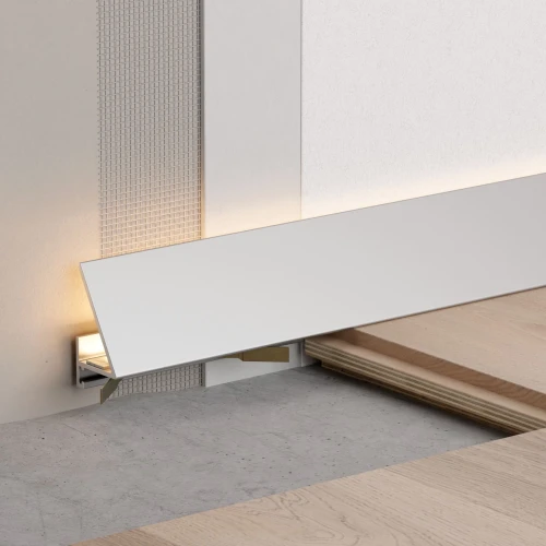 Микро плинтус угловой Лайн Ликорн С-05.25.2 Y серебристый на otdelka1.ru