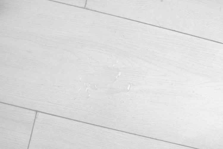 Ламинат Robust Wood Aqua Vision Анхель на otdelka1.ru