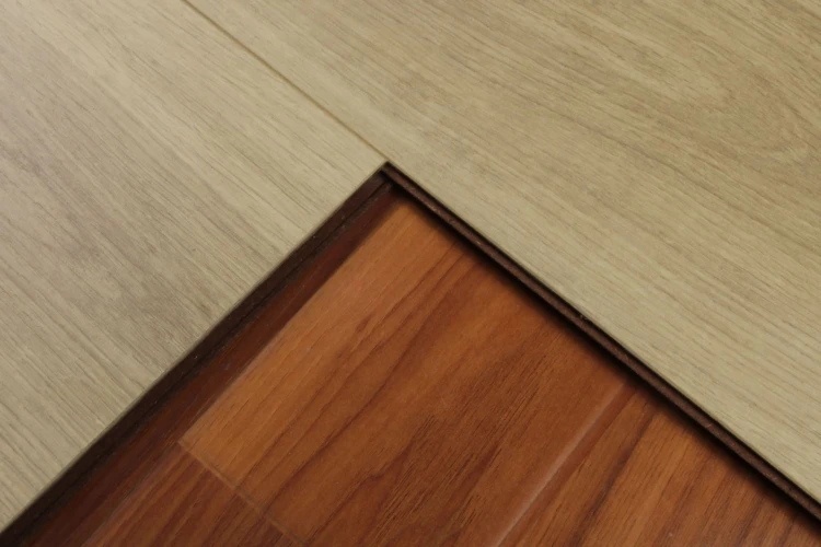 Ламинат Robust Wood Aqua Vision Хейзел на otdelka1.ru